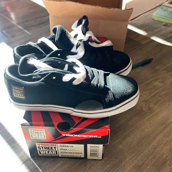 Vision street wear Suede shoes 6 - Picture 1 of 2